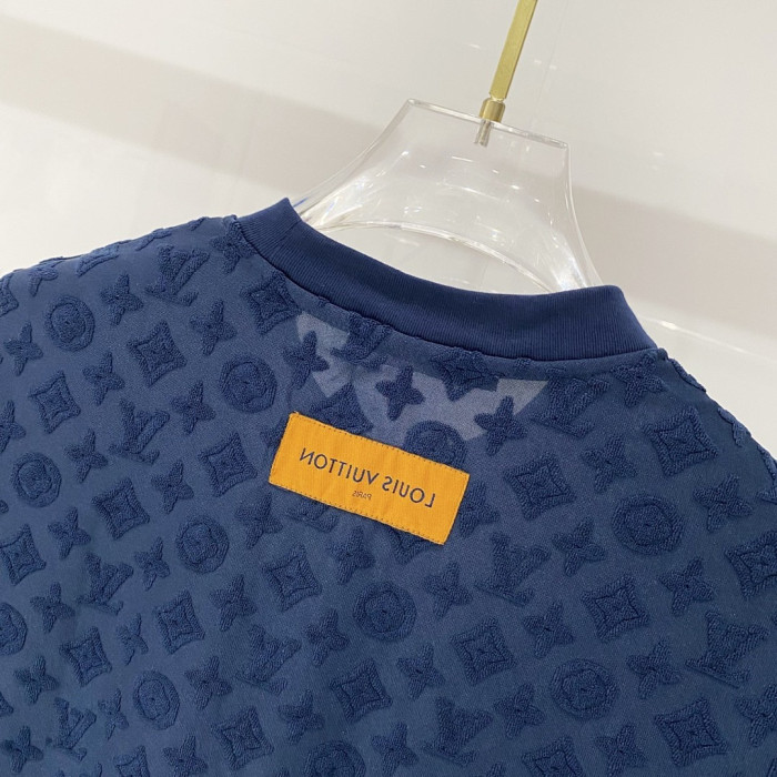 L0VT clothing