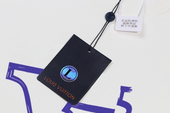 L0VT clothing