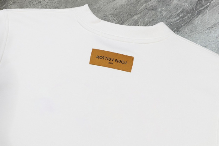 L0VT clothing