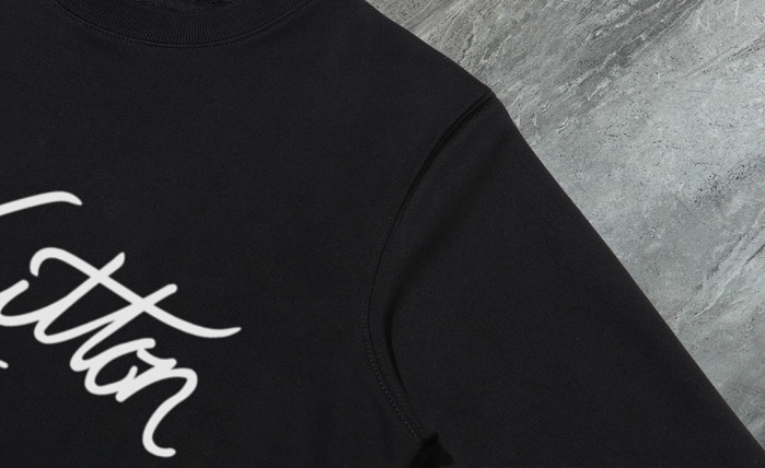 L0VT clothing