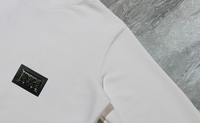 L0VT clothing