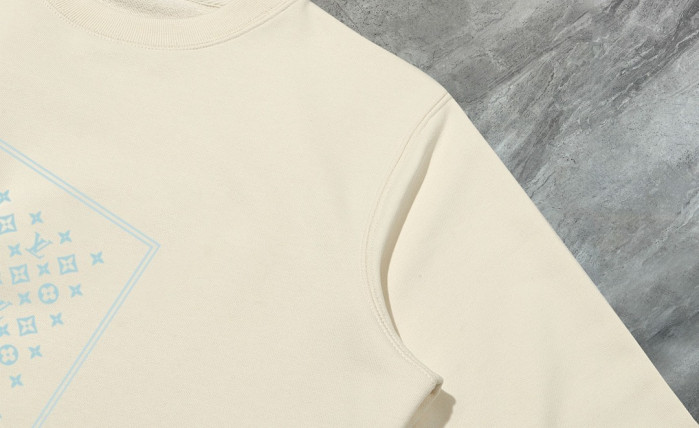 L0VT clothing