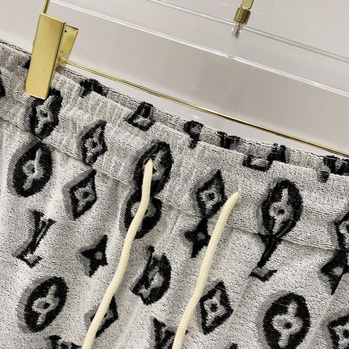 L0VT shorts