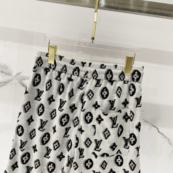 L0VT shorts