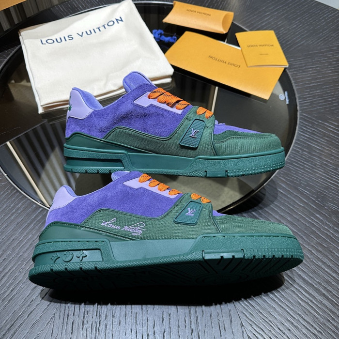 L0VT SNEAKER