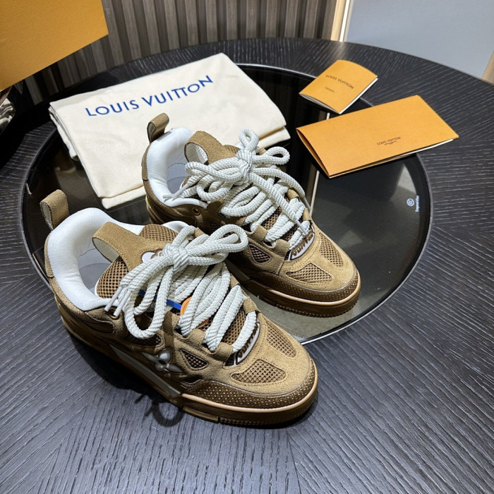 L0VT SNEAKER