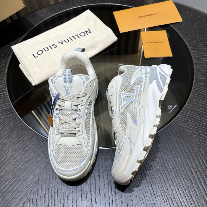 L0VT SNEAKER