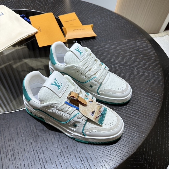 L0VT SNEAKER
