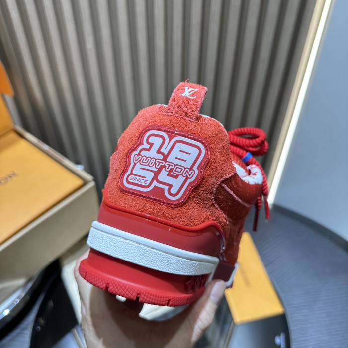 L0VT SNEAKER