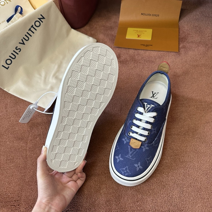 L0VT SNEAKER