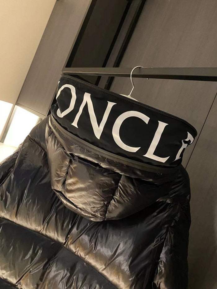 M0*C1ER DOWN JACKET