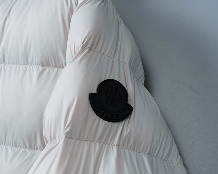 M0*C1ER DOWN JACKET