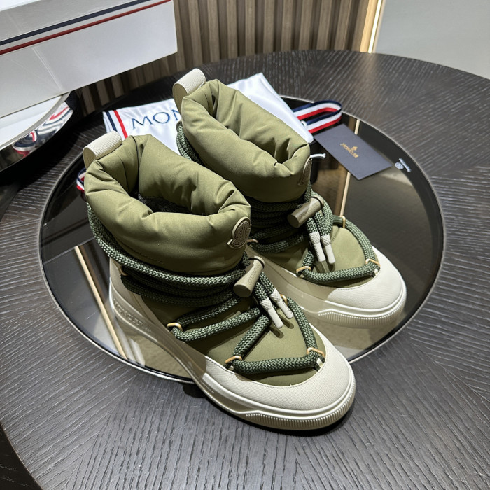 M0nc1e boots