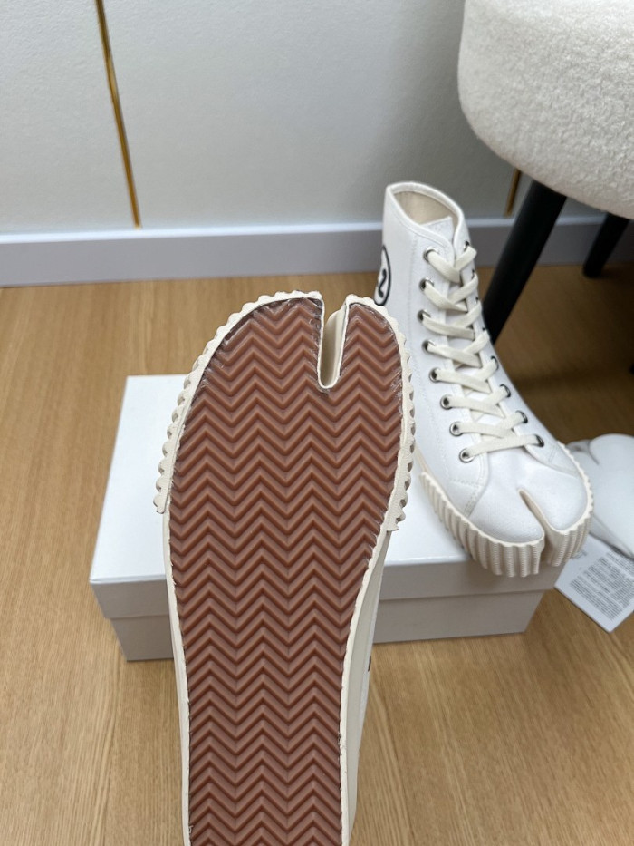 MA1S0N MARG1E1A SNEAKER
