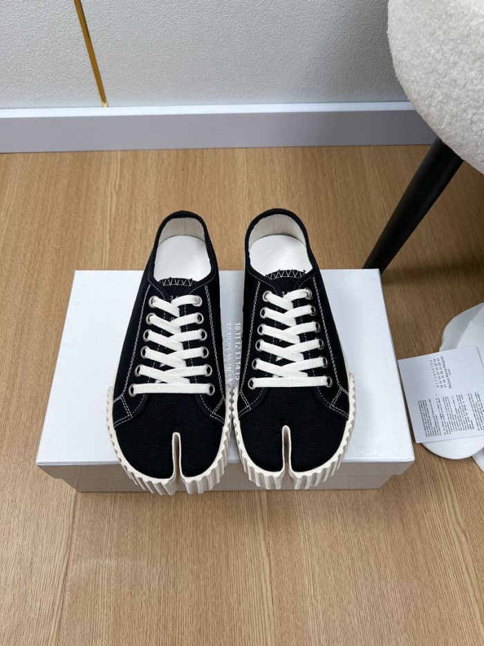 MA1S0N MARG1E1A SNEAKER