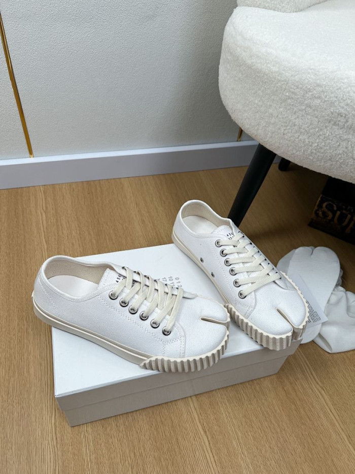 MA1S0N MARG1E1A SNEAKER