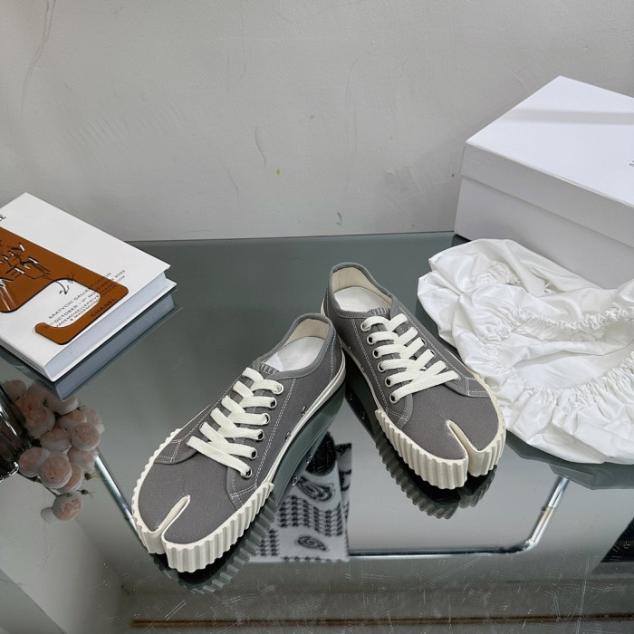 MA1S0N MARG1E1A SNEAKER