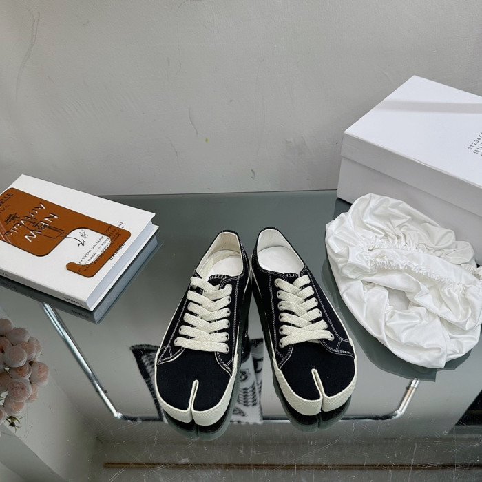 MA1S0N MARG1E1A SNEAKER