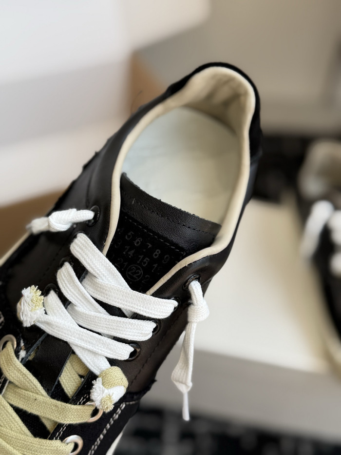 MA1S0N MARG1E1A SNEAKER