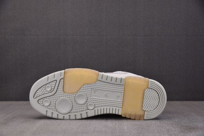 OFW SNEAKER