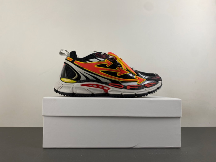 OFW SNEAKER
