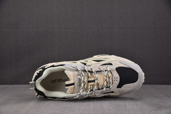 OFW SNEAKER
