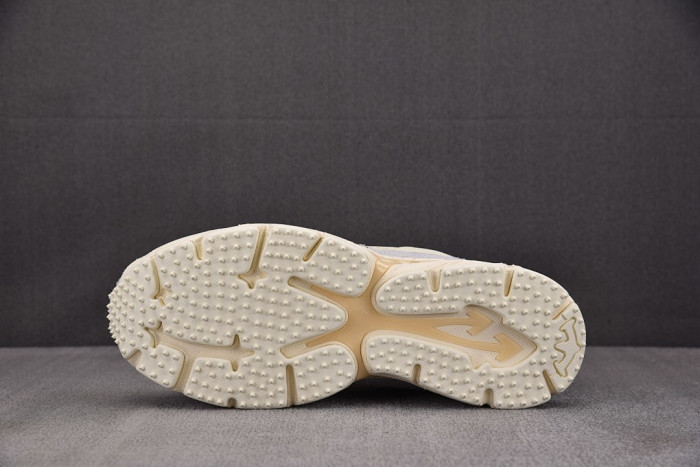 OFW SNEAKER