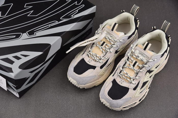 OFW SNEAKER