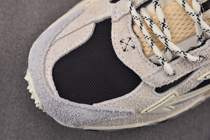 OFW SNEAKER