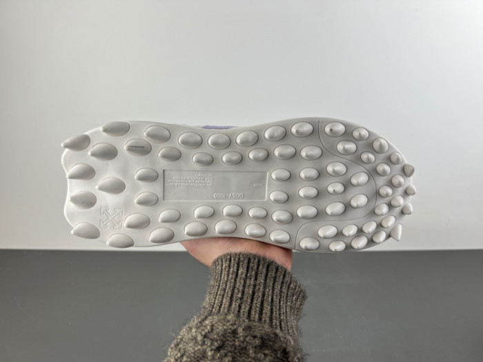 OFW SNEAKER