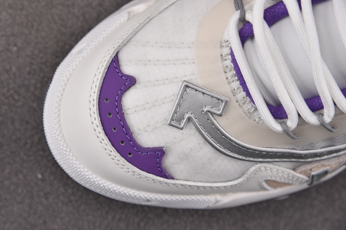 OFW SNEAKER