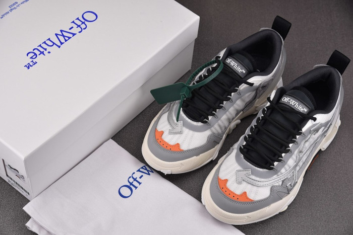 OFW SNEAKER