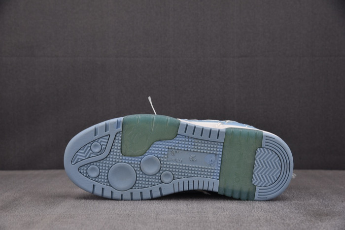 OFW SNEAKER