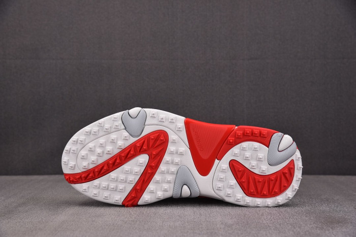 OFW SNEAKER