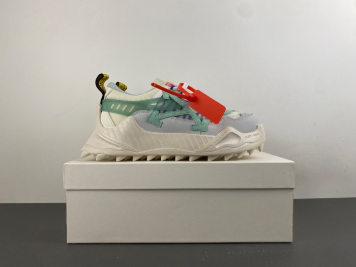 OFW SNEAKER
