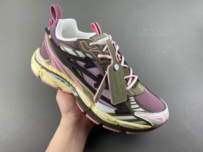 OFW SNEAKER