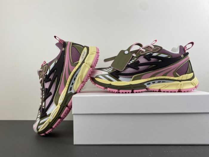 OFW SNEAKER