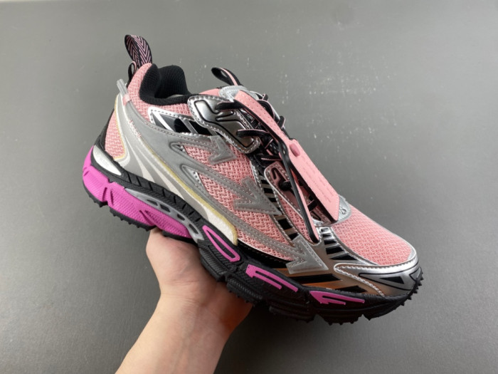 OFW SNEAKER