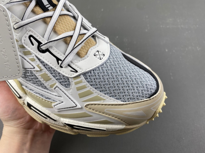 OFW SNEAKER