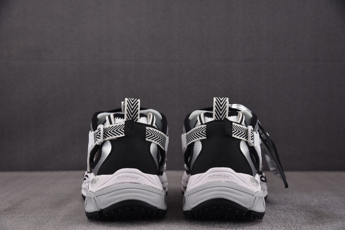 OFW SNEAKER