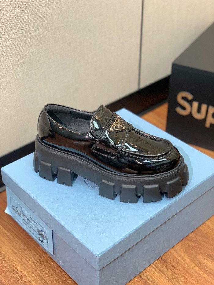PRAD SNEAKER