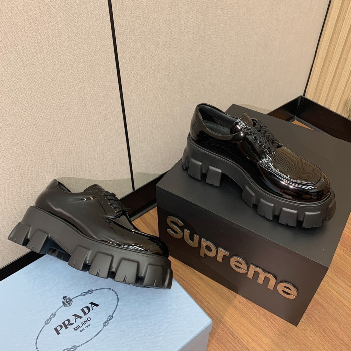 PRAD SNEAKER