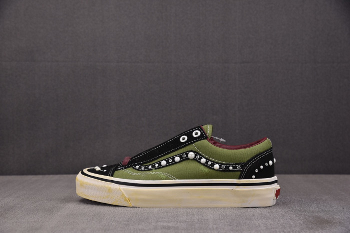 VA& SNEAKER