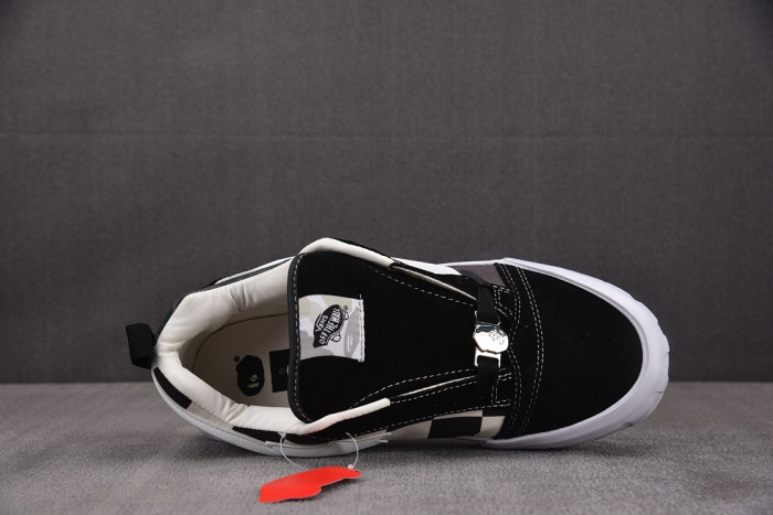 VA& SNEAKER